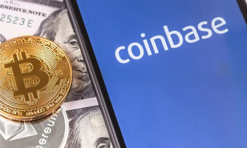 کیف پول کوین‌بیس (Coinbase Wallet) یکی از محبوب‌ترین و پرکاربردترین کیف پول‌های نرم‌افزاری برای آیفون است