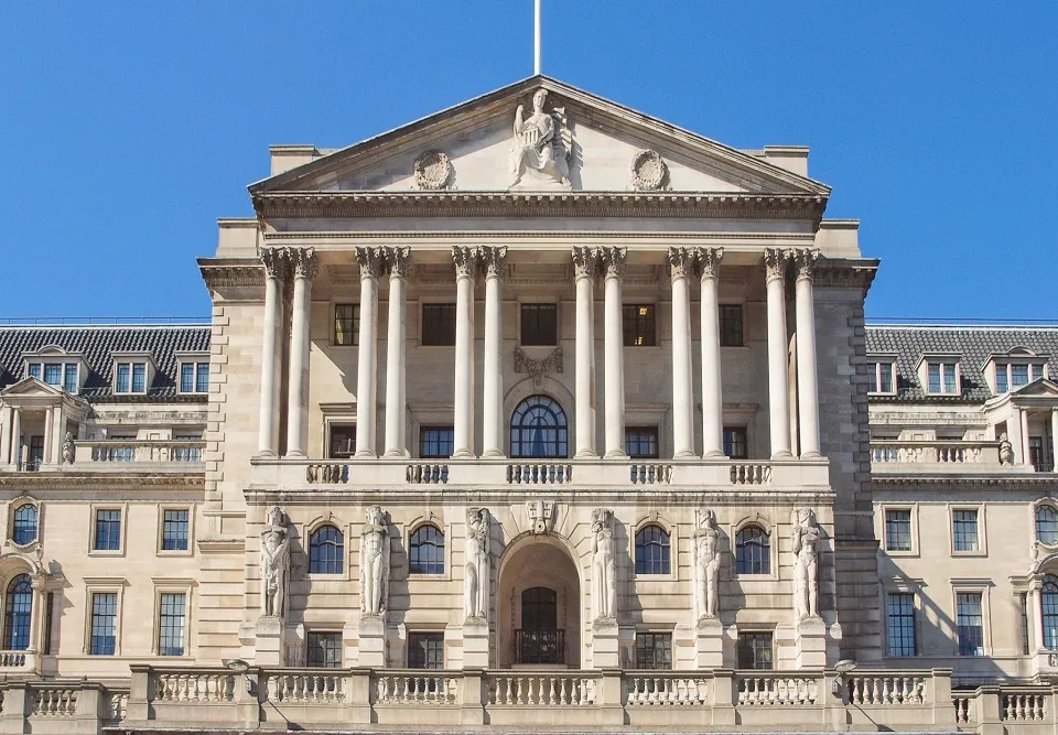 بانک مرکزی انگلستان (Bank of England - BoE): تعیین‌کننده نرخ بهره برای انگلستان.